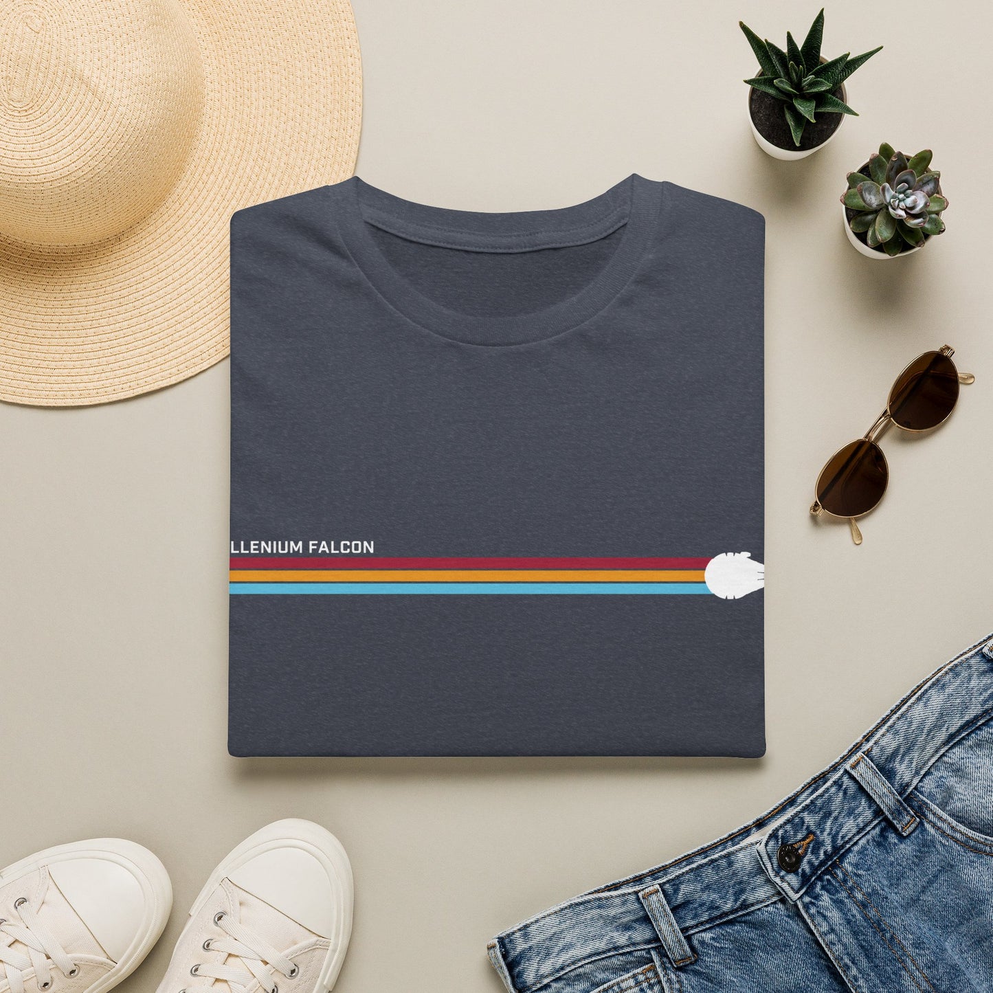 Millennium Falcon Hyperspace Tee – Minimalistisches Sci-Fi T-Shirt